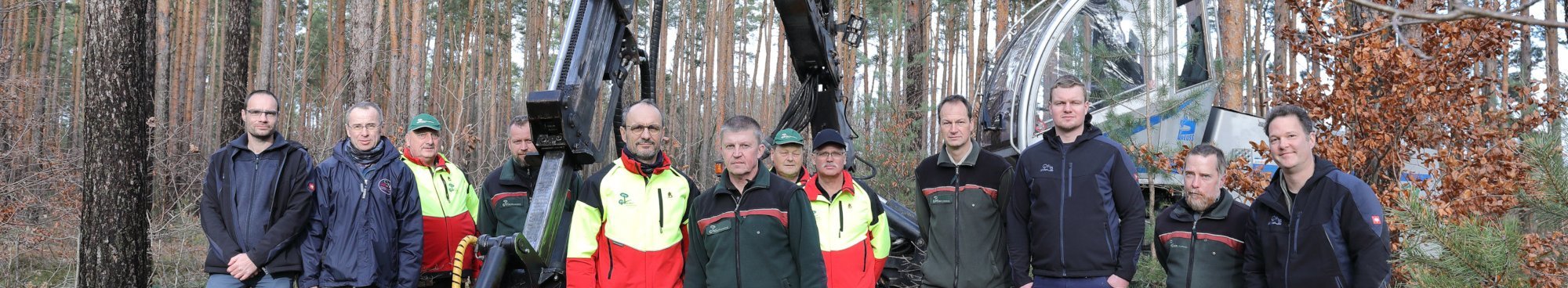 Team Waldsaat gassengebundener Waldbauharvester